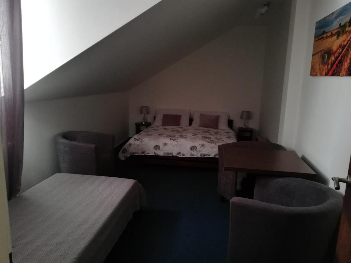 Penzion A Wellness - Jilan, Naves Svobody 39, Оломоуц Экстерьер фото